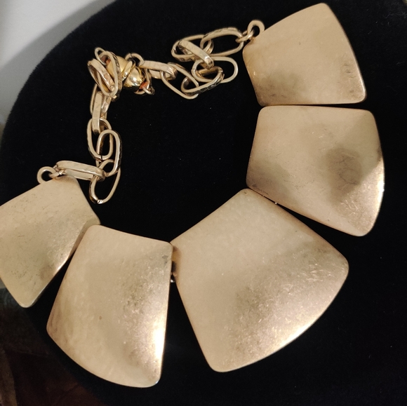 Vintage KJL Kenneth Jay Lane Tribal "Gladiator" Statement Necklace Matte Gold - Picture 2 of 11